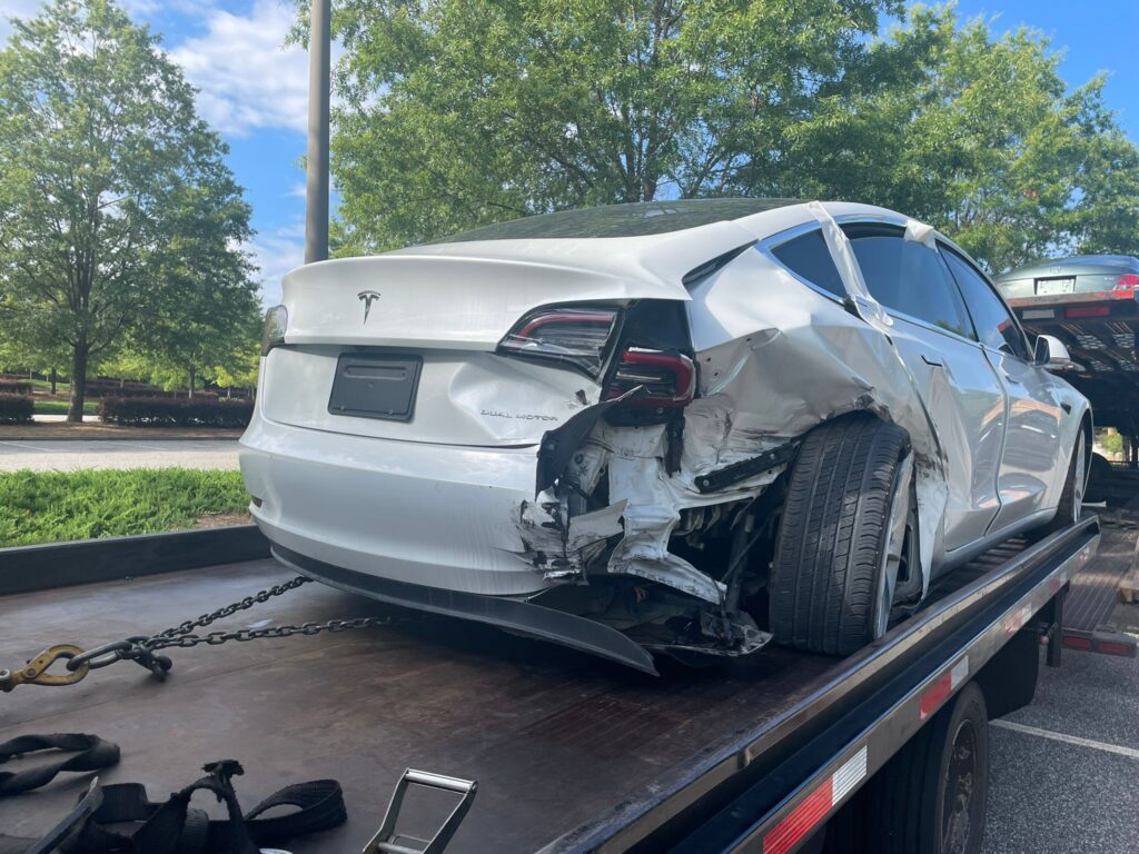 roadside accident towing service in Atlanta metro georgia 30026