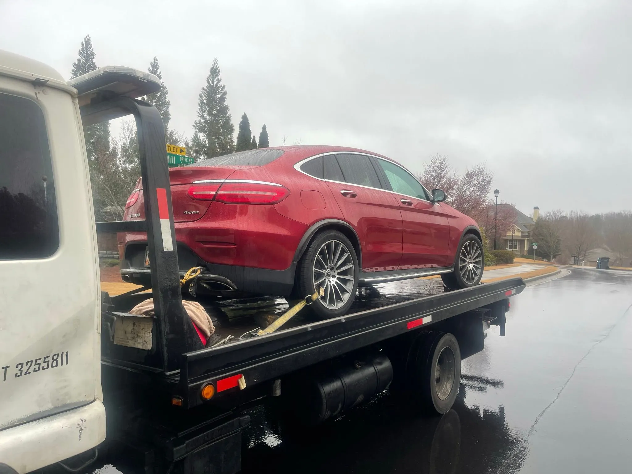 Mercedes towing service in Peachtree corners Ga 30027